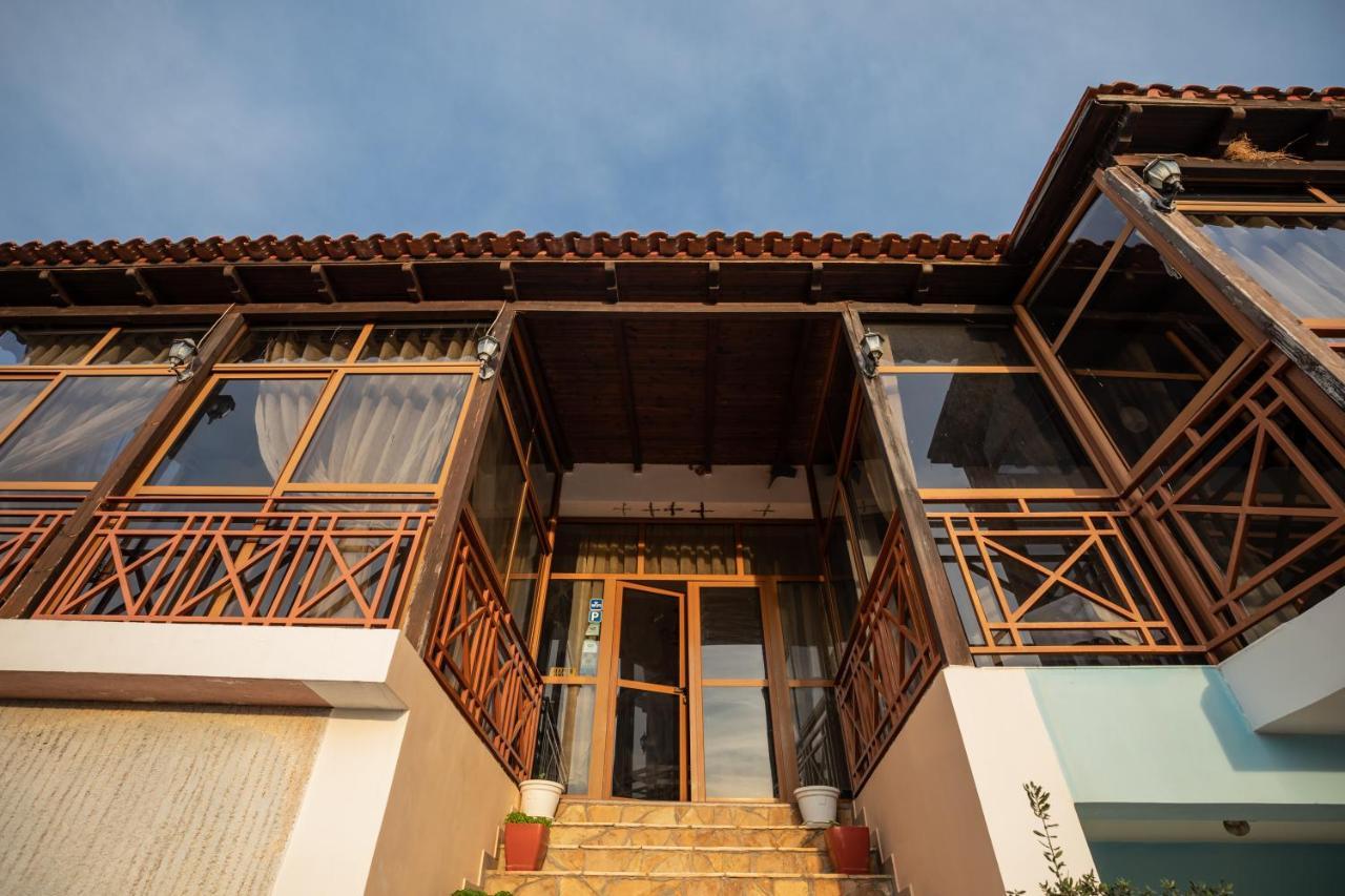 Hotel Panorama Himare Exterior photo