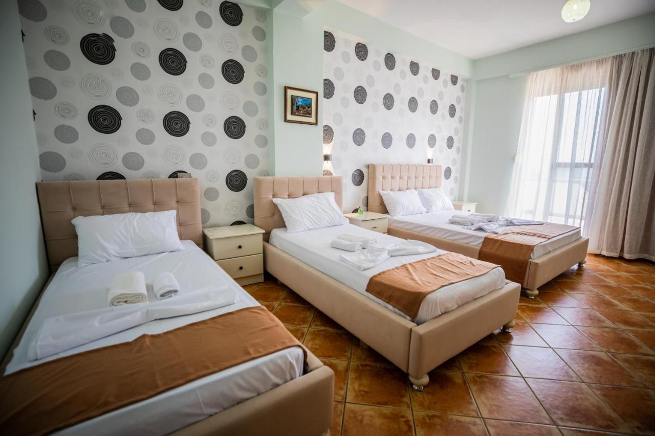 Hotel Panorama Himare Exterior photo