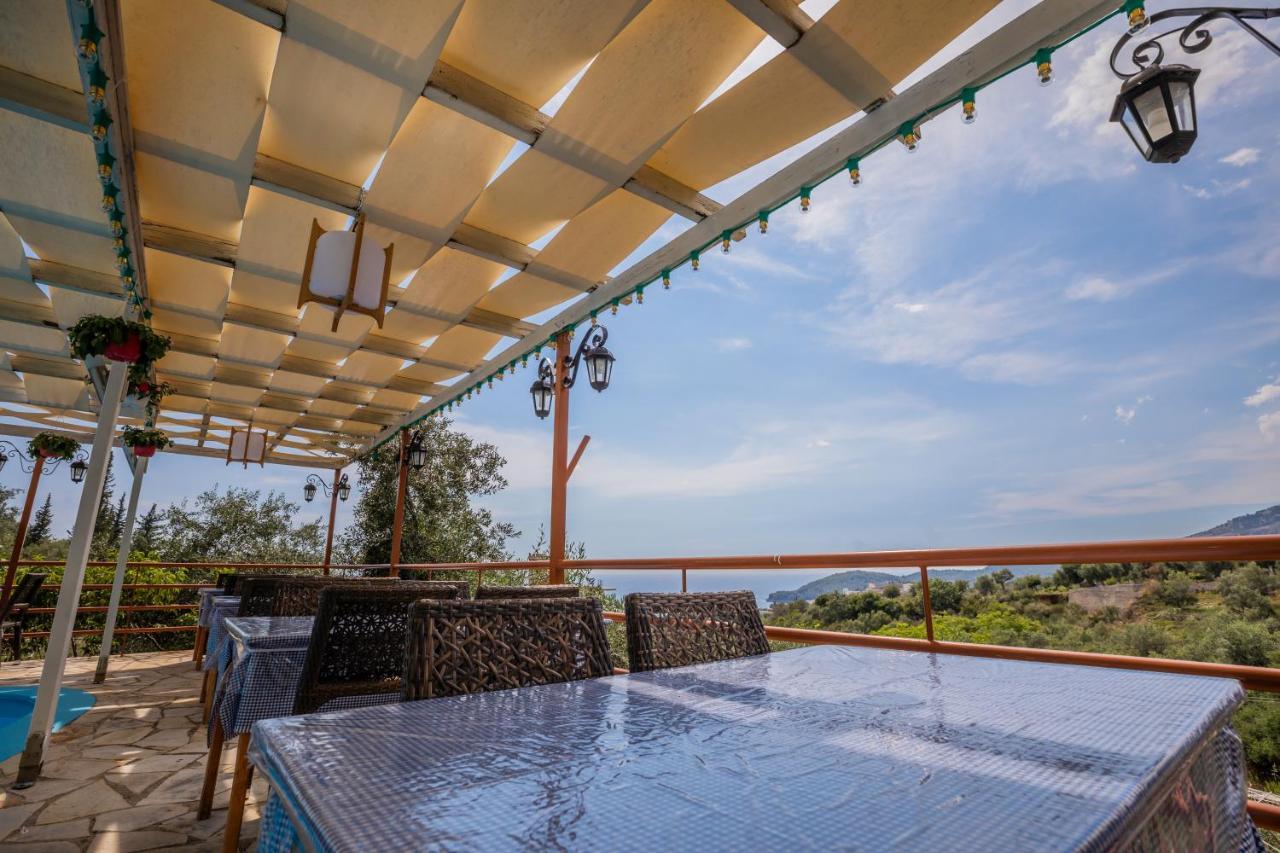 Hotel Panorama Himare Exterior photo