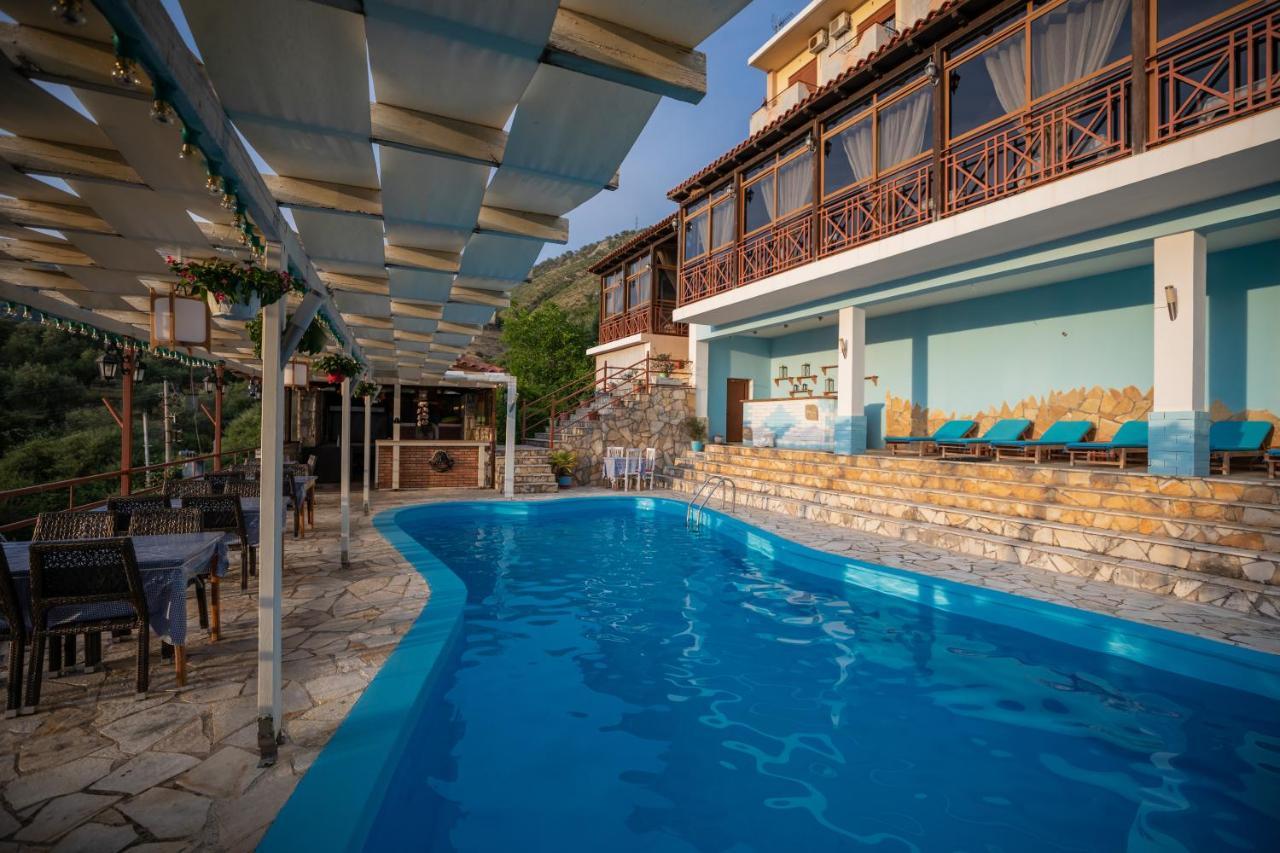 Hotel Panorama Himare Exterior photo