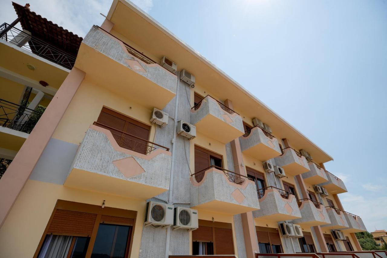 Hotel Panorama Himare Exterior photo