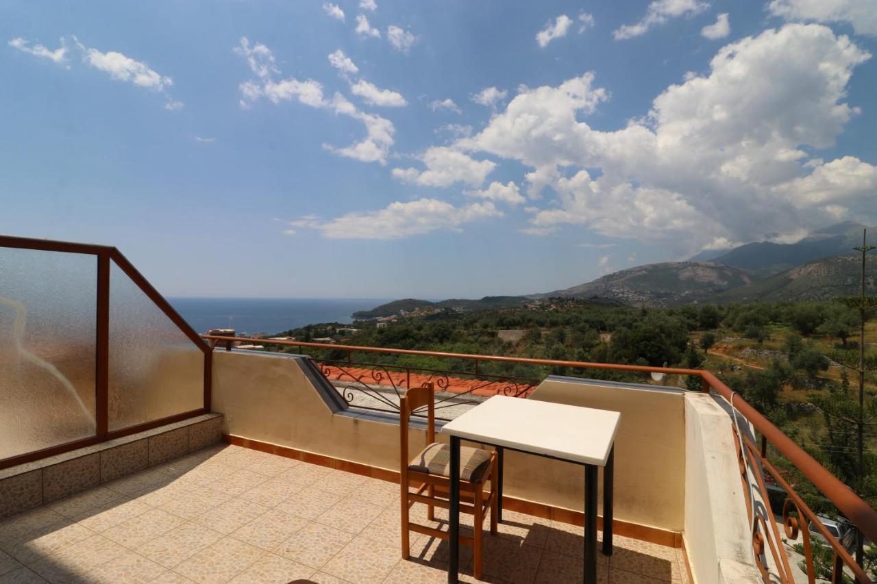 Hotel Panorama Himare Exterior photo