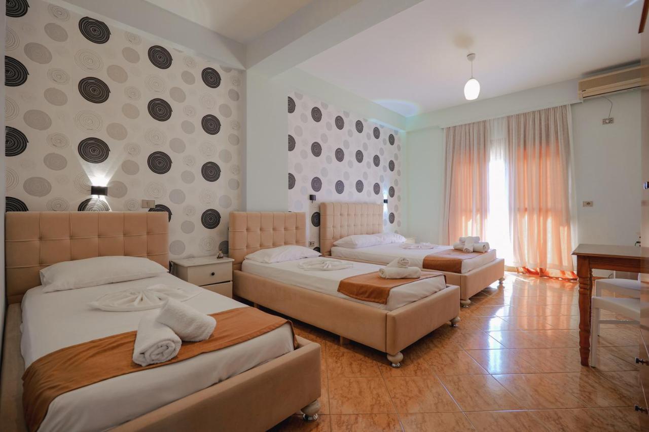 Hotel Panorama Himare Exterior photo